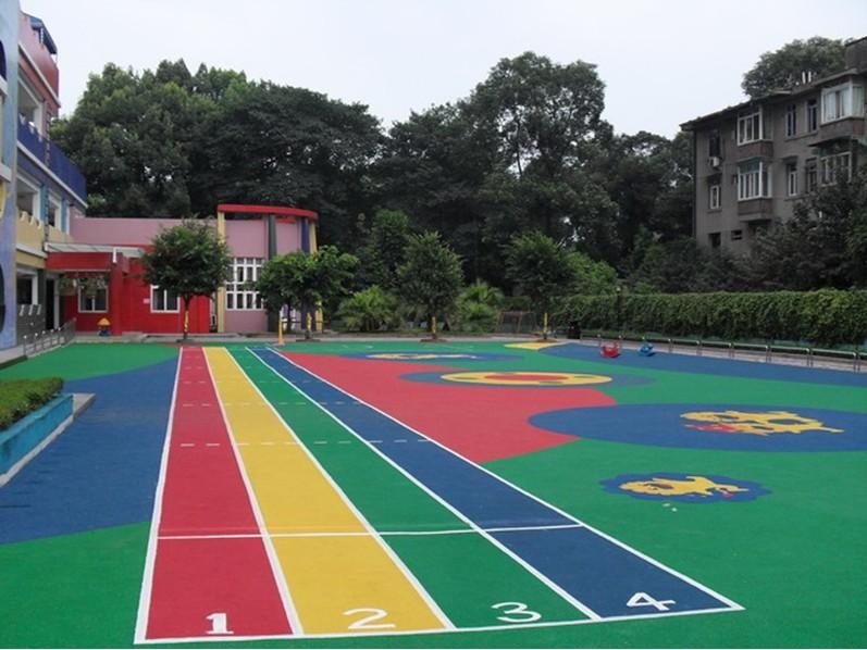 幼兒園塑膠