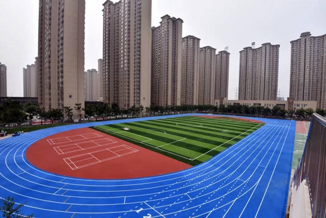 塑膠跑道