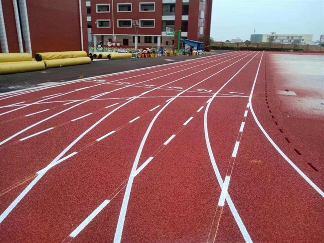 塑膠跑道